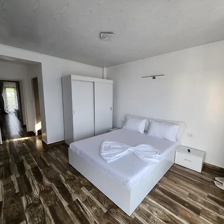 Villa Cojocaru D&n *